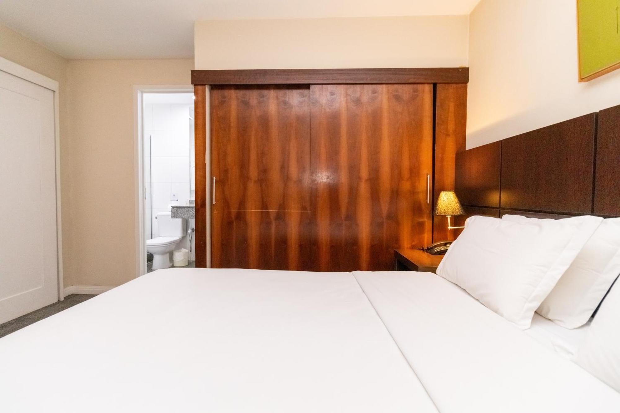 Hotel Slaviero Shopping