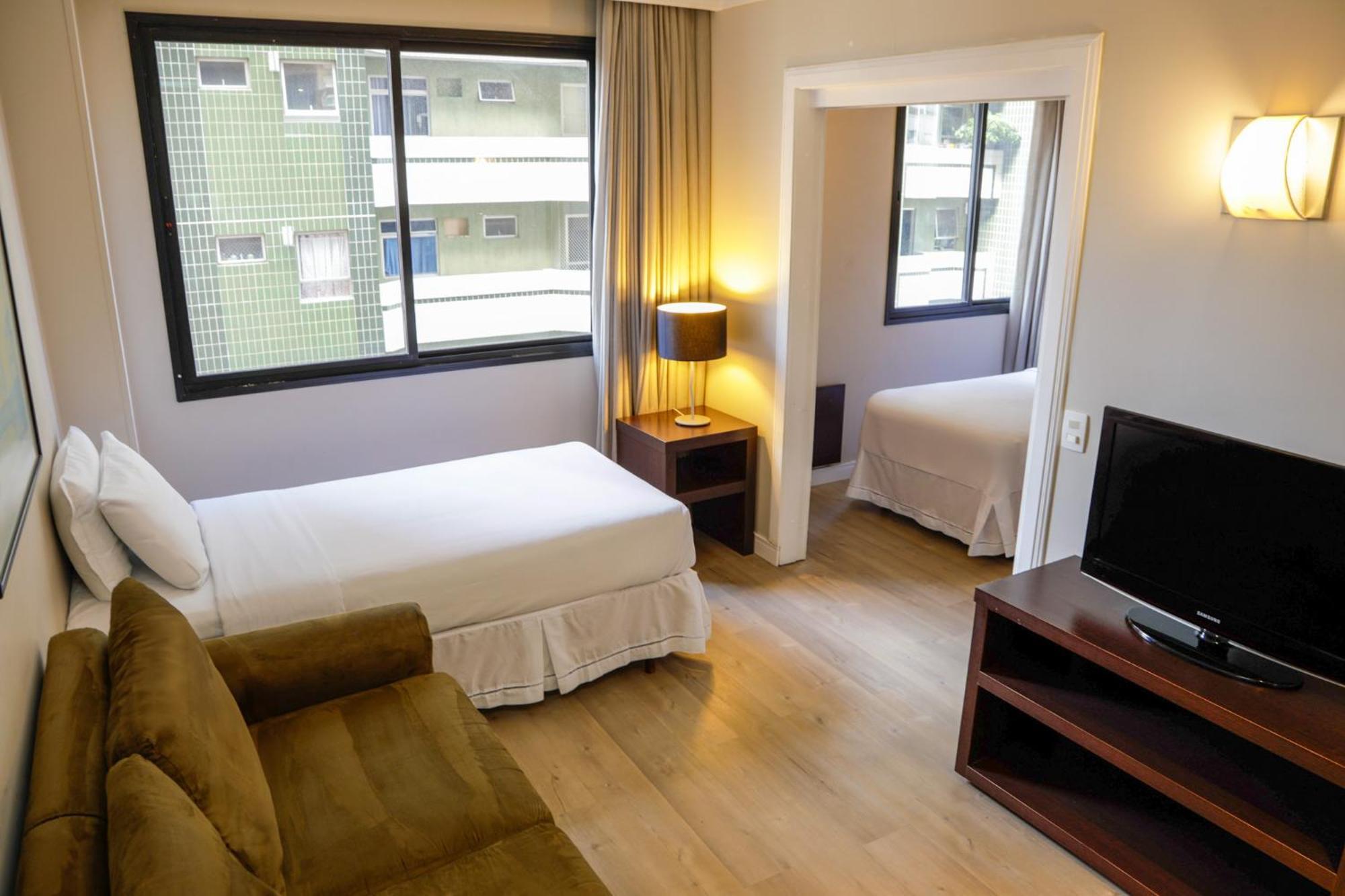 Hotel Slaviero Shopping